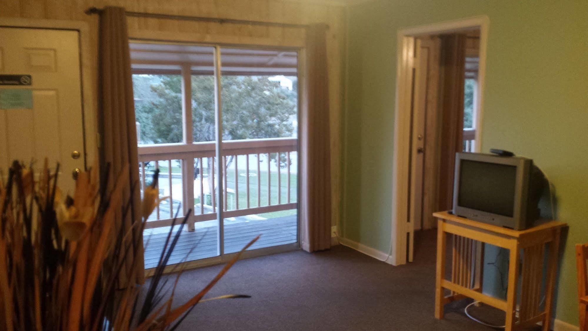 Lodge At Turkey Cove Canyon Lake Extérieur photo